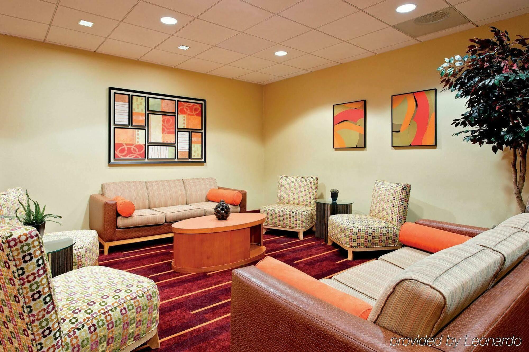 Hotel La Quinta By Wyndham Downtown